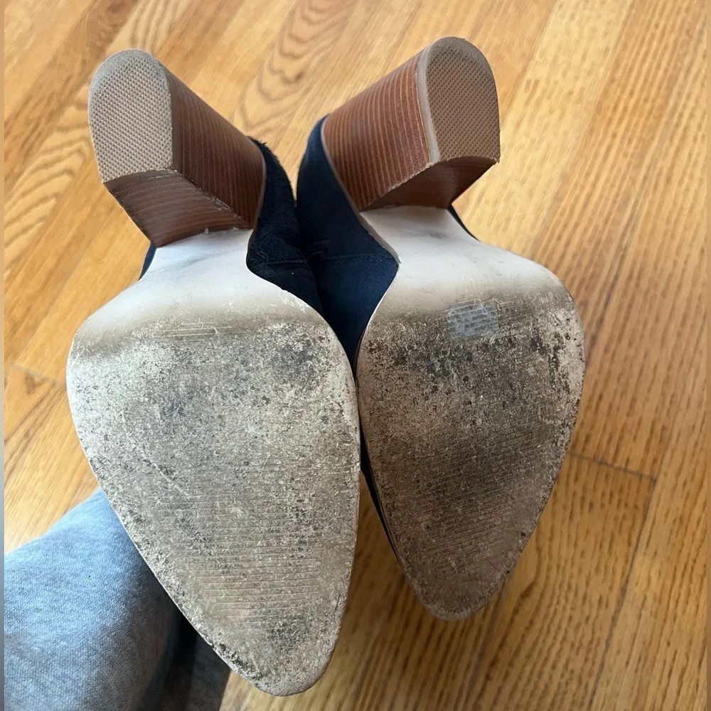 Sole Society Navy Suede Ankle Booties with Tassel Block Heel